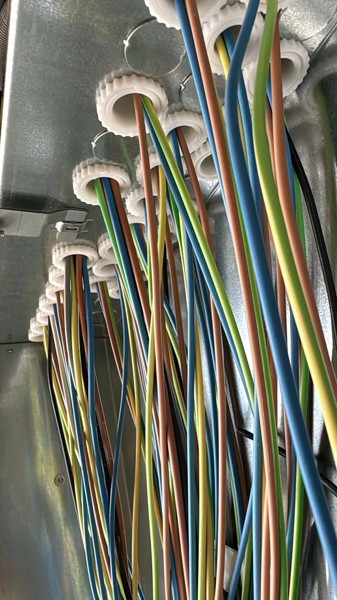 Byte av elcentral och modernisering av elsystem i BRF